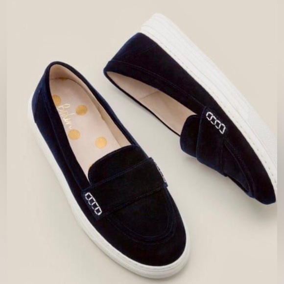 Boden Shoes - Boden Slip-On Sneakers - Navy Velour - US 8
